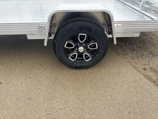 2026 BEARTRACK BTU80180F ALUMINUM DECK ALUMINUM WHEELS 4400LB AXLE BI-FOLD GATE 25083