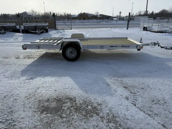 2026 BEARTRACK BTU80168W WOOD DECK WITH STEEL WHEELS SOLID GATE 25101