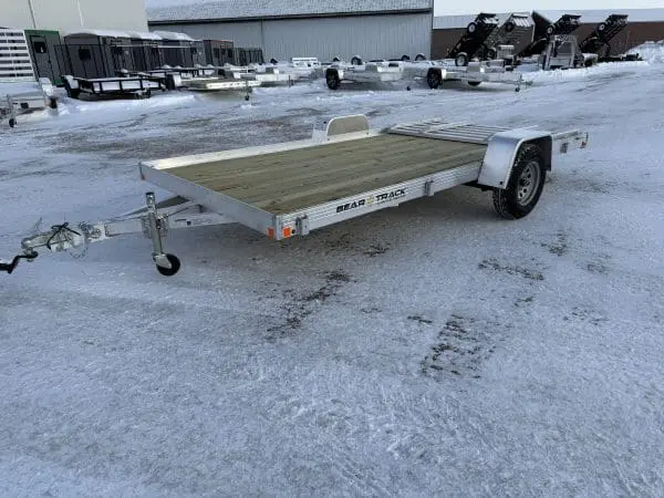 2026 BEARTRACK BTU80168W WOOD DECK WITH STEEL WHEELS SOLID GATE 25100