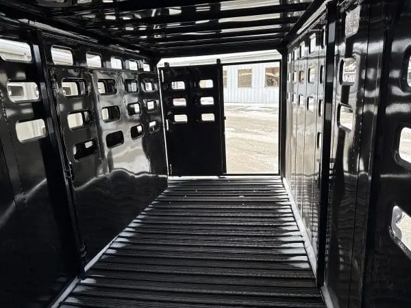 2026 EAGLE X 16'X6'8" LIVESTOCK TRAILER WITH 2-5200LB AXLES RO0545