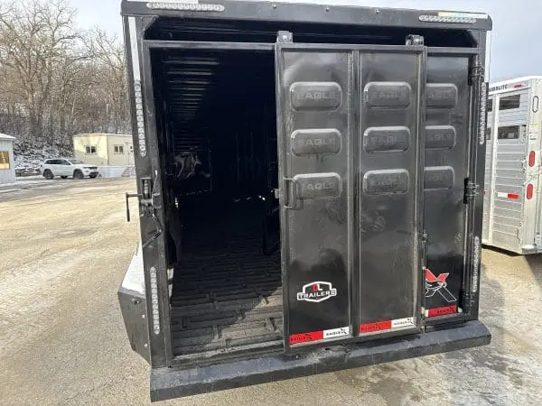 2026 EAGLE X 32'X7' LIVESTOCK TRAILER WITH 3-8000LB AXLES RO0544