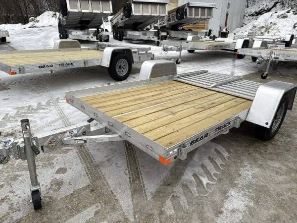 2026 BEARTRACK BTU65120W WOOD DECK 2200LB AXLE RO1106