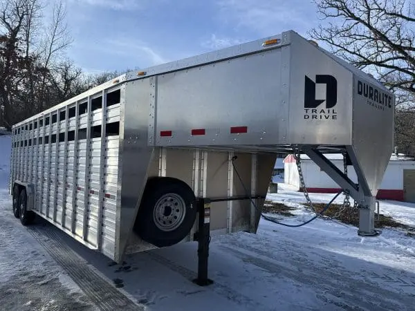 2026 DURALITE 25'X90" TRAIL DRIVE GOOSENECK STOCK TRAILER 2-7000LB AXLES RO2766