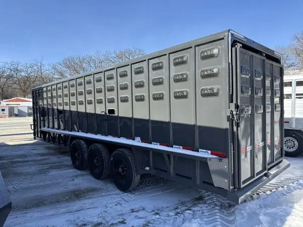 2026 EAGLE X 28'X7' LIVESTOCK TRAILER WITH 3-7000LB AXLES RO0864