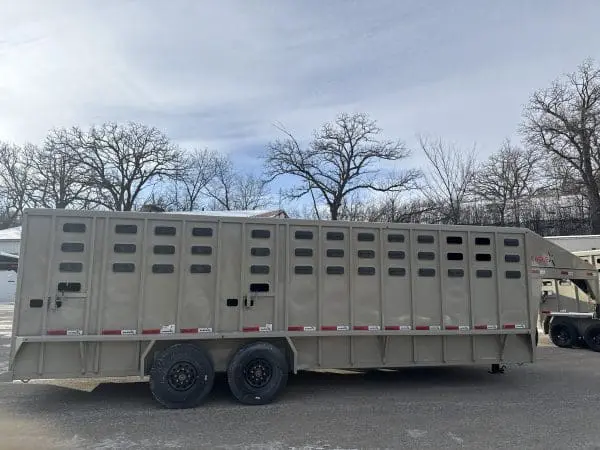 2026 EAGLE X 24'X7' LIVESTOCK TRAILER WITH 2-8000LB AXLES RO0867