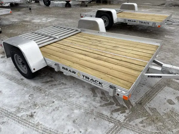2026 BEARTRACK BTU65120W WOOD DECK 2200LB AXLE RO1106