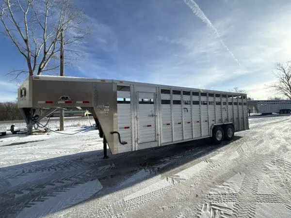 2026 DURALITE 25'X96" TRAIL DRIVE GOOSENECK STOCK TRAILER 2-7000LB AXLES RO2765