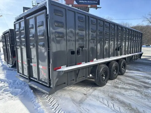2026 EAGLE X 28'X7' LIVESTOCK TRAILER WITH 3-7000LB AXLES RO0864