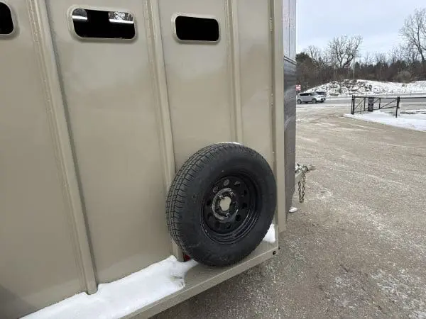 2026 EAGLE X 16'X6'8" LIVESTOCK TRAILER WITH 2-3500LB AXLES RO0767