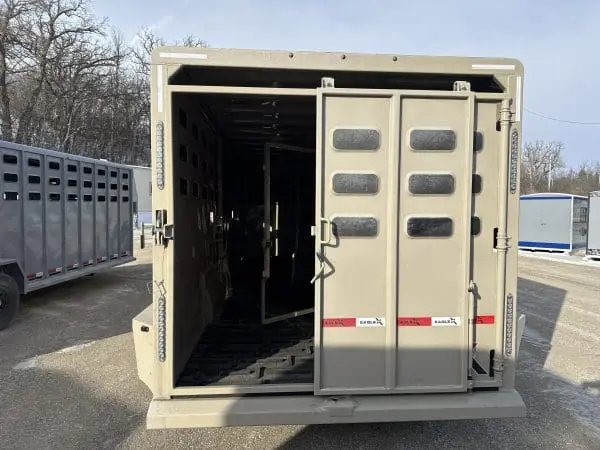 2026 EAGLE X 24'X7' LIVESTOCK TRAILER WITH 2-8000LB AXLES RO0867