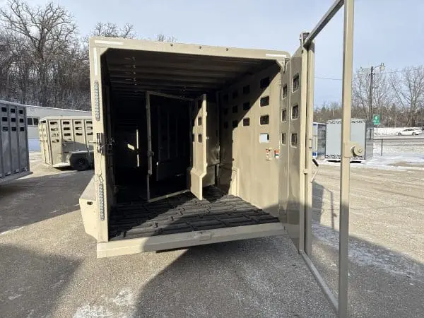 2026 EAGLE X 24'X7' LIVESTOCK TRAILER WITH 2-8000LB AXLES RO0867