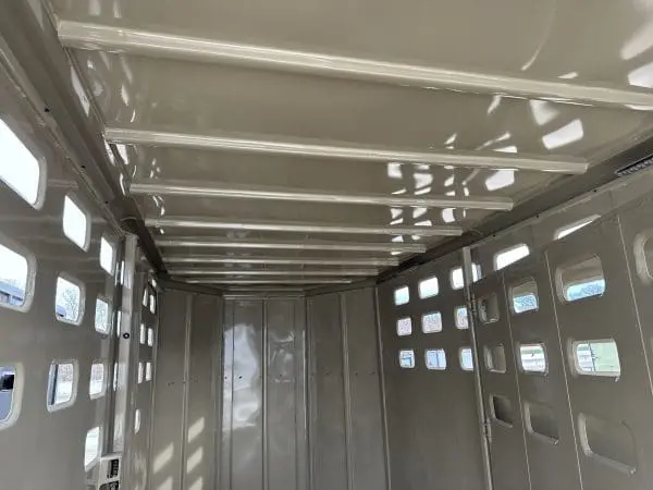 2026 EAGLE X 16'X6'8" LIVESTOCK TRAILER WITH 2-3500LB AXLES RO0767