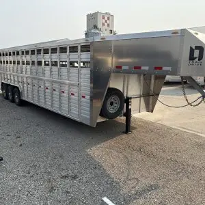 2027 DURALITE 30X96 TRAILDRIVE GOOSENECK STOCK TRAILER 3-7000LB AXLES DL2854