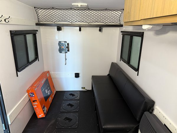 Ambush Ice Fishing Wheel House Explorer 4497