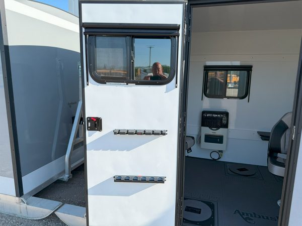 stryker xl skid house 4375