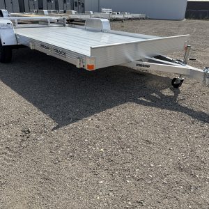 2025 BEARTRACK BTU80168F ALUMINUM DECK ALUMINUM WHEELS BI-FOLD GATE 25020