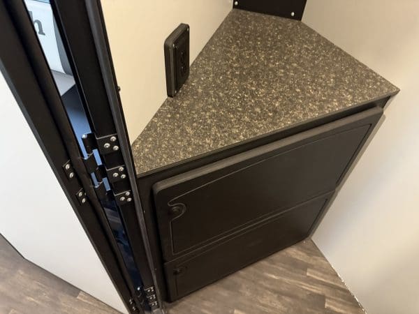 2026 AMBUSH CONQUEST 170 SINGLE AXLE 8.5X17 4825