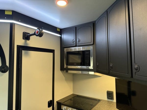 2026 AMBUSH CONQUEST 170 SINGLE AXLE 8.5X17 4825